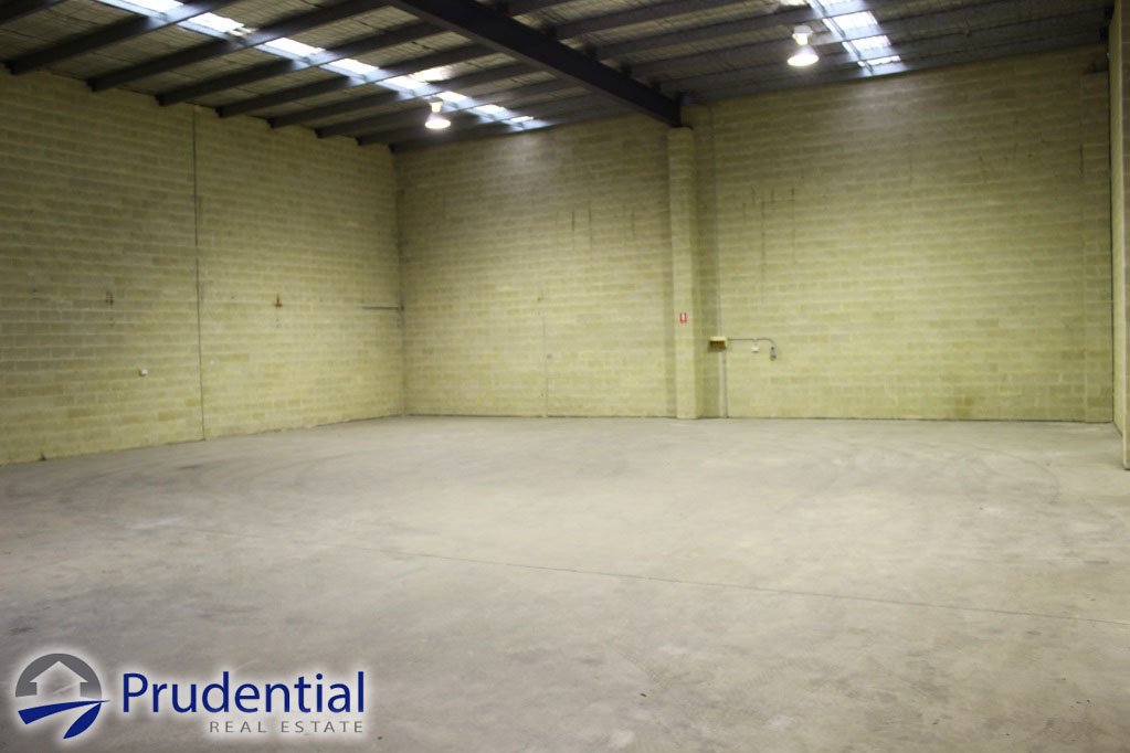 2/10 Moorlands Road, INGLEBURN NSW 2565 - Prudential Real Estate